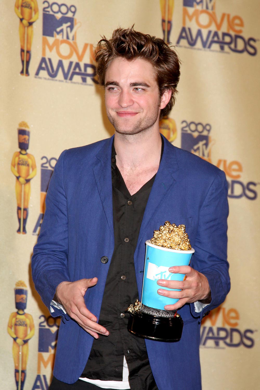 robert-pattinson-mtv-movie-awards-2009