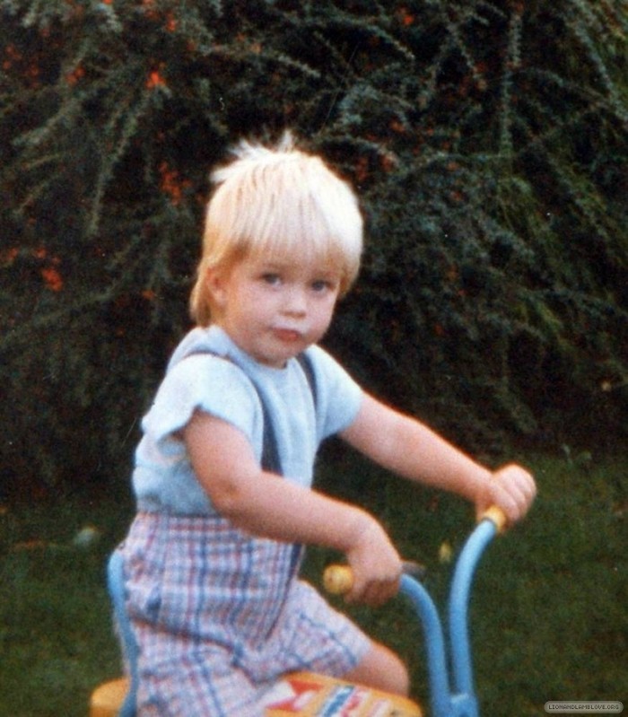 robert-pattinson-baby-4